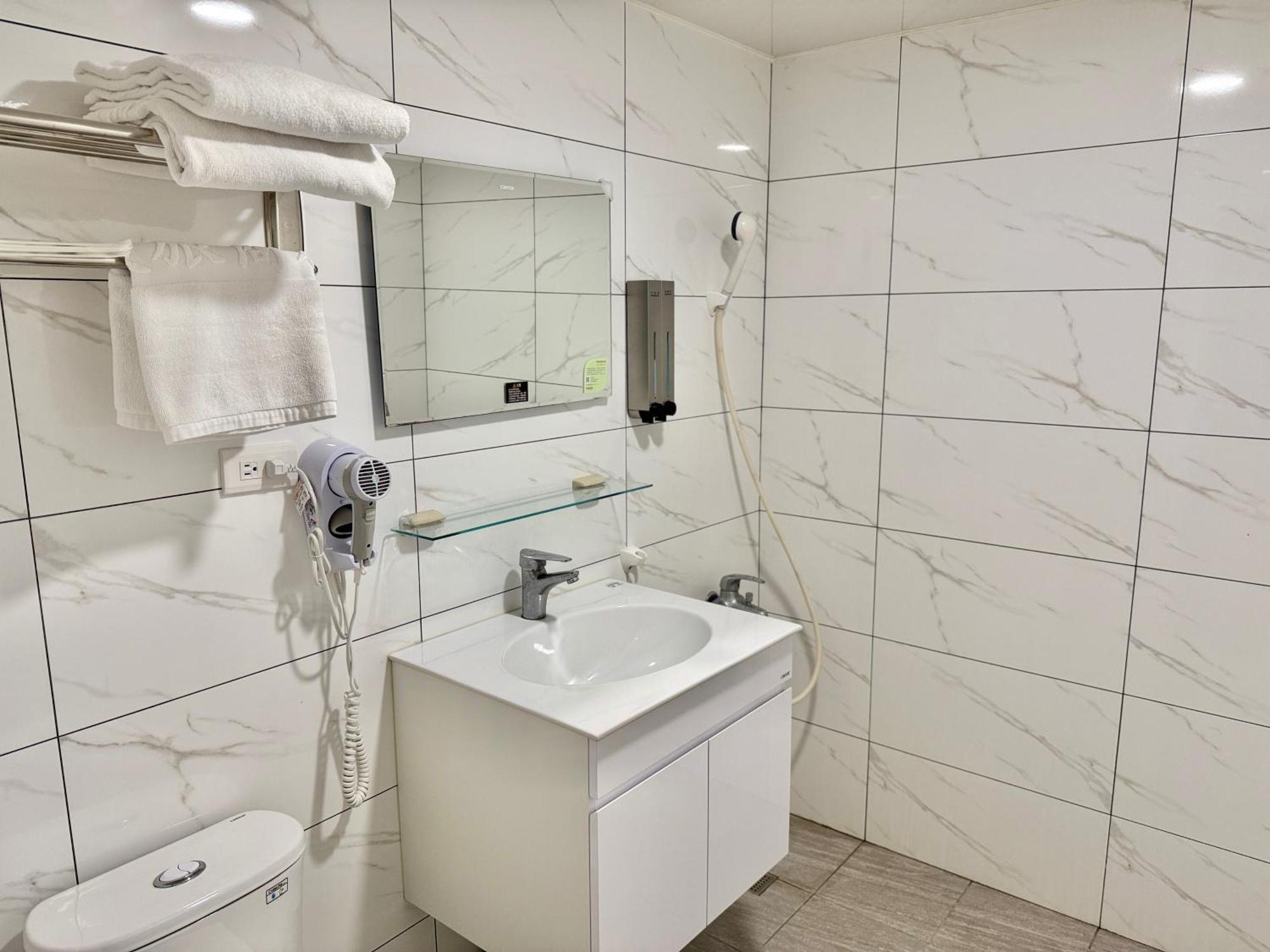 Wl Hotel Hsinchu Zewnętrze zdjęcie